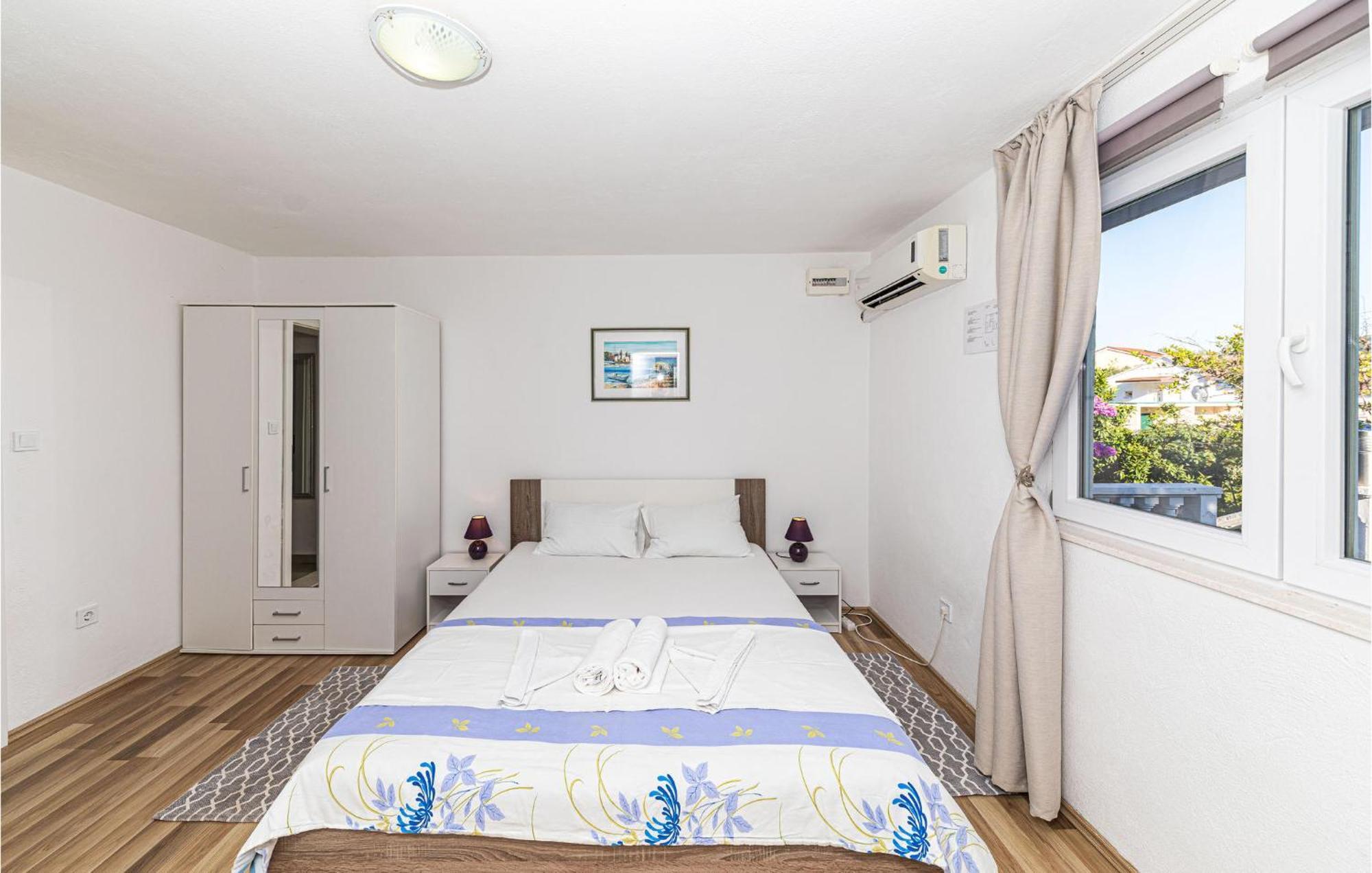 Stunning Home In Marina With Heated Swimming Pool Экстерьер фото