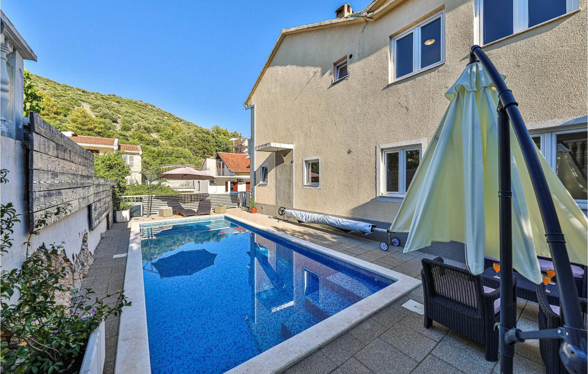 Stunning Home In Marina With Heated Swimming Pool Экстерьер фото