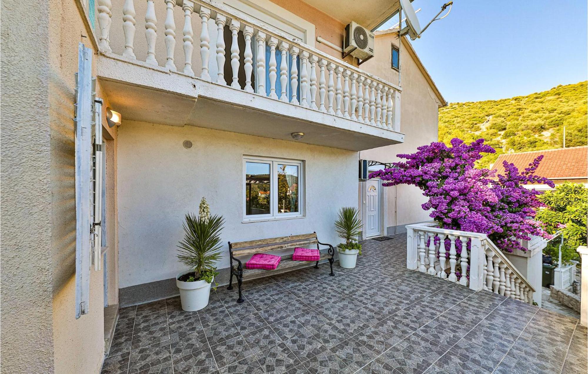 Stunning Home In Marina With Heated Swimming Pool Экстерьер фото